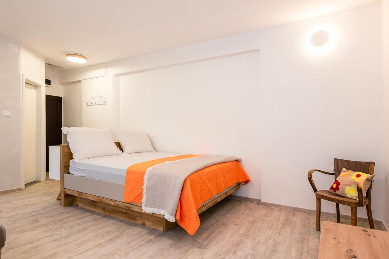 Studio Apartman Max Center Of The Old Town Free Parking Beautiful View Šibenik Buitenkant foto