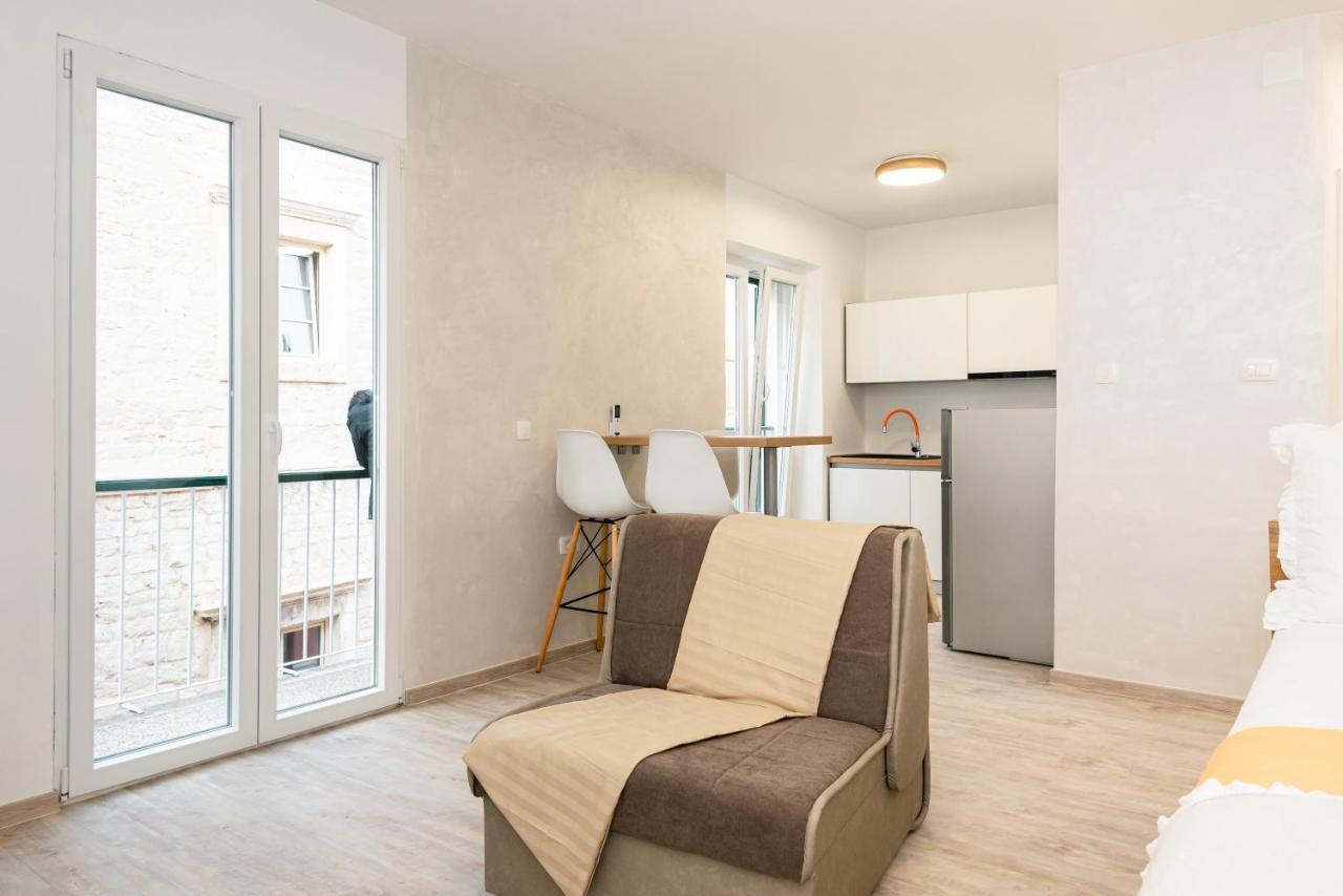 Studio Apartman Max Center Of The Old Town Free Parking Beautiful View Šibenik Buitenkant foto